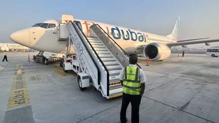 Две авиакомпании устроили новогодний коллапс белорусским туристам. Кому придётся менять маршрут на курорт?