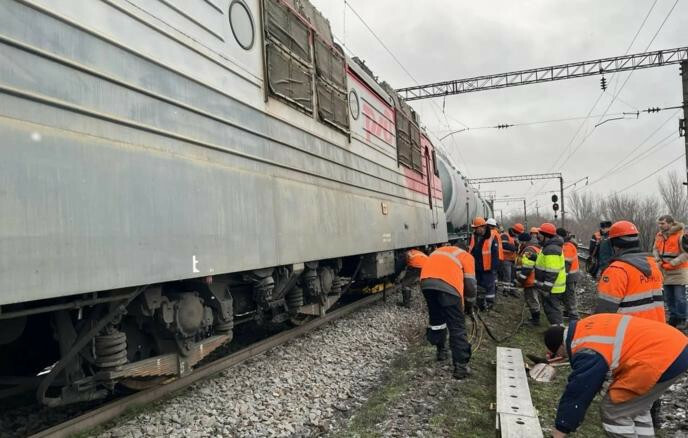 В России сошел с рельсов поезд