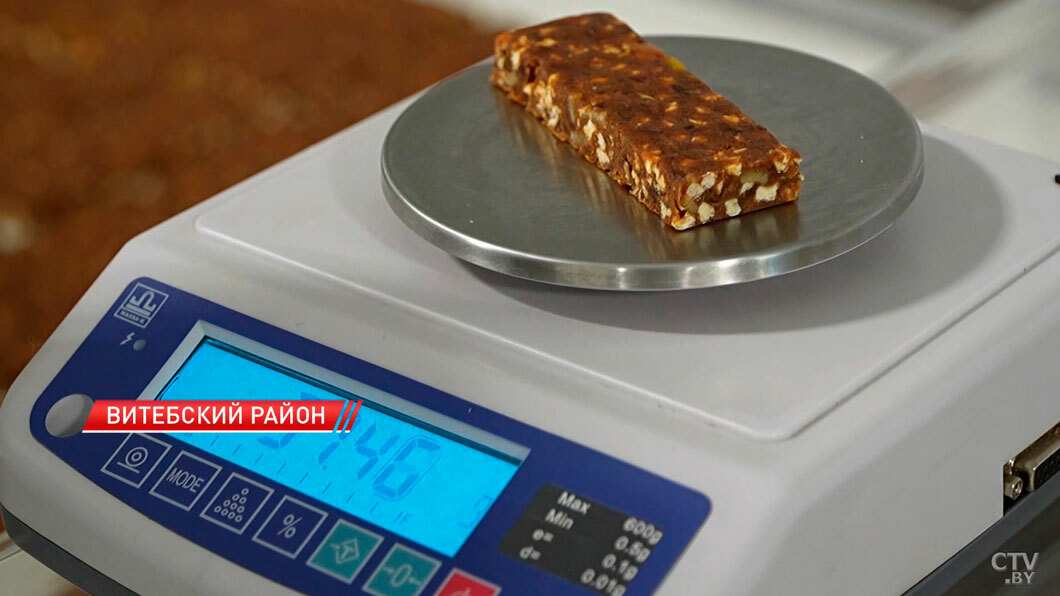 В Витебске пообещали выпускать батончики без сахара для Беларуси. Раньше их поставляли в Россию