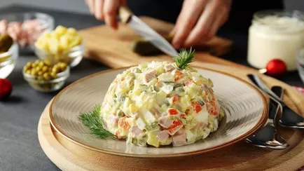 ЖКХ призвало белорусов готовить «экологичный» оливье. Это как?