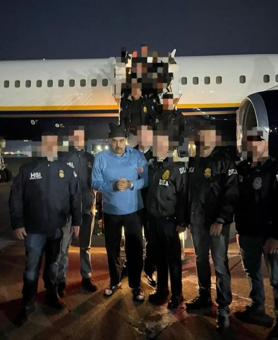 Мадуро доставили в тюрьму в Нью-Йорке и устроили фотосессию