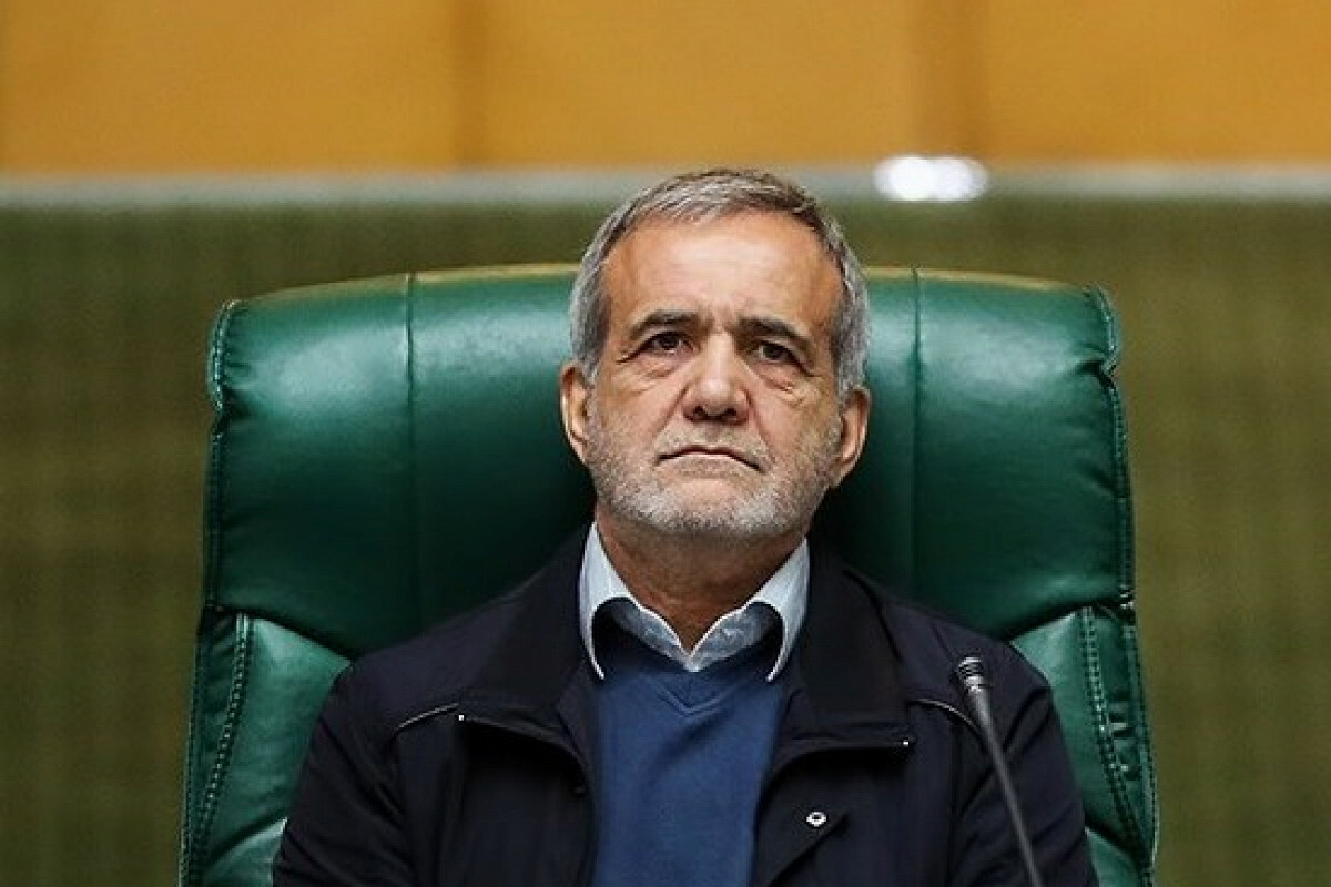 Президент Ирана призвал иранцев к протестам против протестов