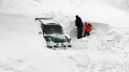 Циклон «Улли» несёт в Беларусь до 50 см снега. А сколько было после «Хавьера»?