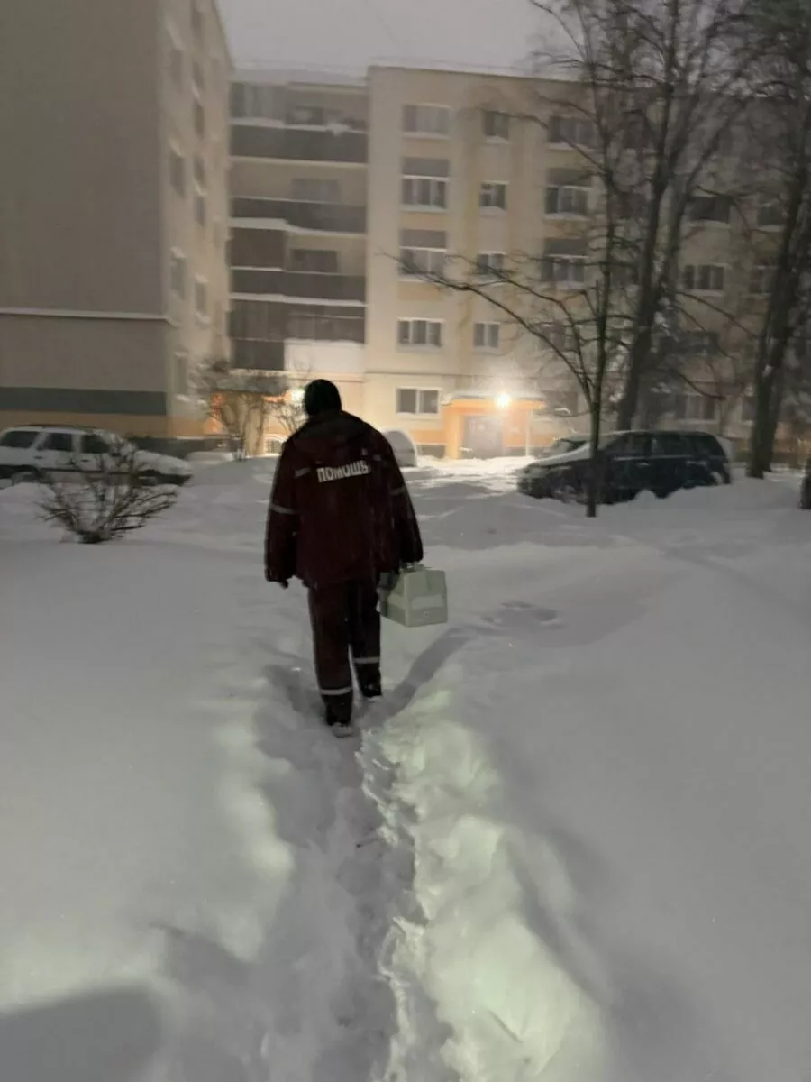 Белорусские медики позвали на помощь коллег из ЖКХ
