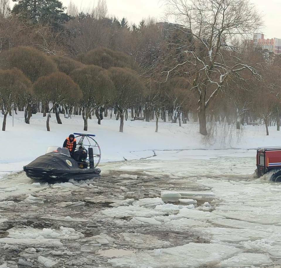 Под Минском нашли в ледяной воде тело девушки