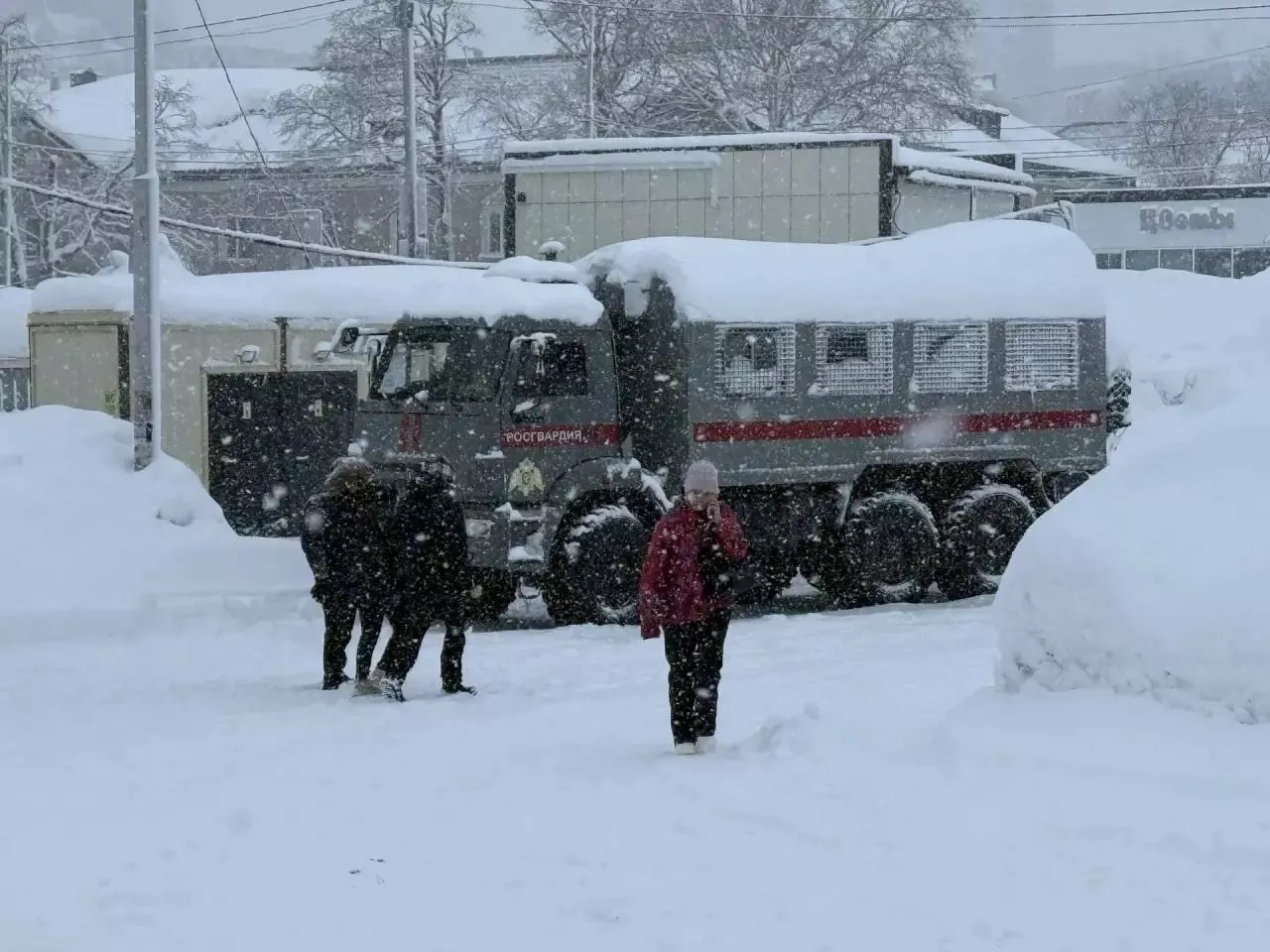 На российской Камчатке для перевозки пассажиров привлекли автозаки