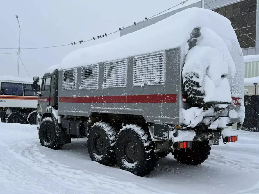 На российской Камчатке для перевозки пассажиров привлекли автозаки