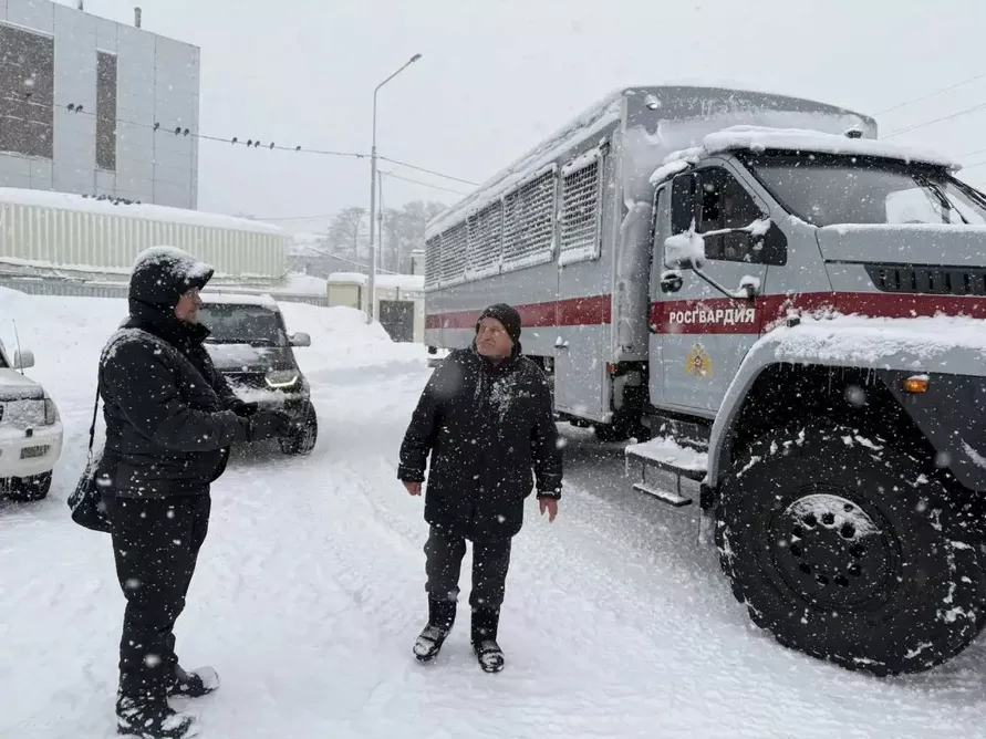 На российской Камчатке для перевозки пассажиров привлекли автозаки
