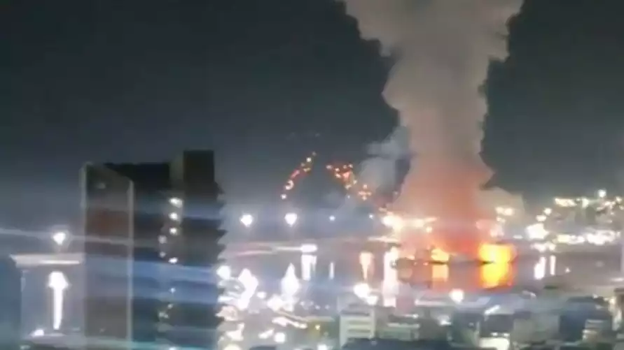 Это вторжение. США ударили по резиденции Мадуро и его чиновников. В Каракасе стрельба и взрывы