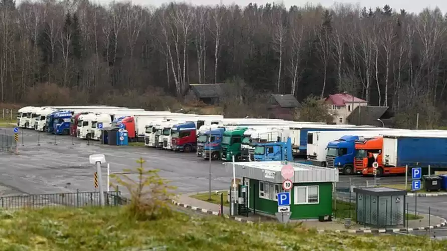 Сколько литовских фур выехало из Беларуси? В Вильнюсе назвали взаимоисключающие цифры