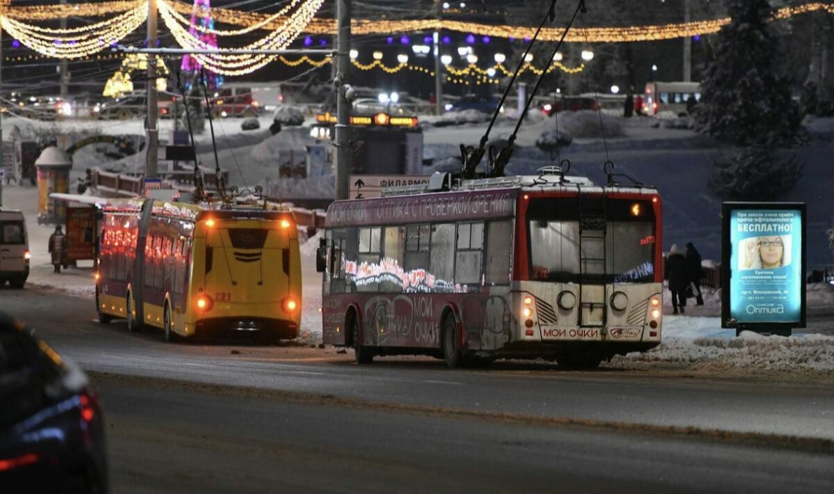 Власти Витебска объяснили, почему с утра остановились троллейбусы