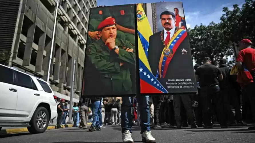 США предлагали Мадуро добровольно переехать в эту страну. И это не Беларусь – NYT