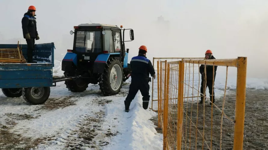 Энергетики продлили ремонт повреждённой в Минске теплотрассы. Когда ждать «нормального» тепла?