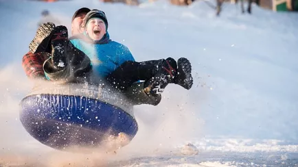 Минздрав Беларуси бьёт тревогу из-за популярной детской забавы. Пострадали больше 100 детей