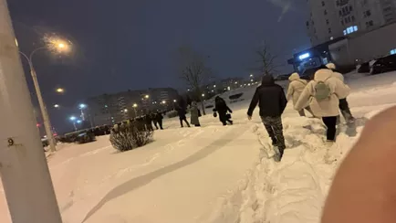 «Откажитесь от автомобилей!» — В Минске объявили красный уровень опасности