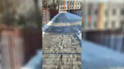 Турчин запретил мобильным операторам загонять белорусов в минус на счёте. Теперь есть лимит